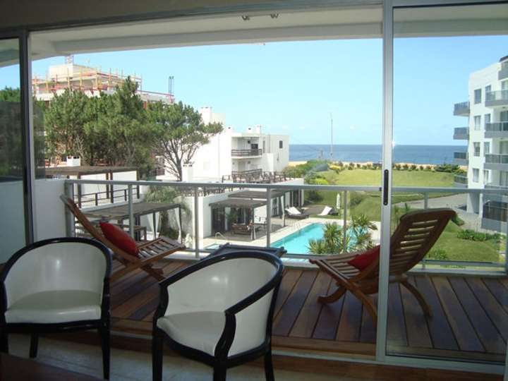 Apartamento en venta en Pinares, Maldonado