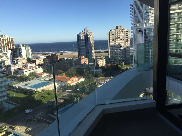 Apartamento en venta en Punta Del Este