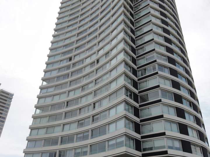 Apartamento en venta en Punta Del Este