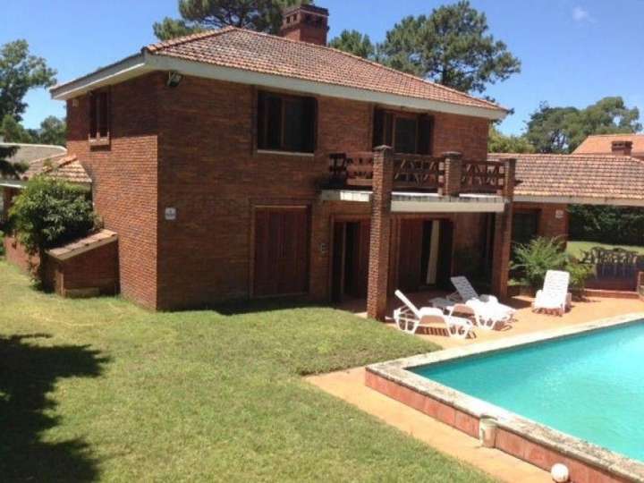 Casa en venta en Los Espinillos, Punta Del Este