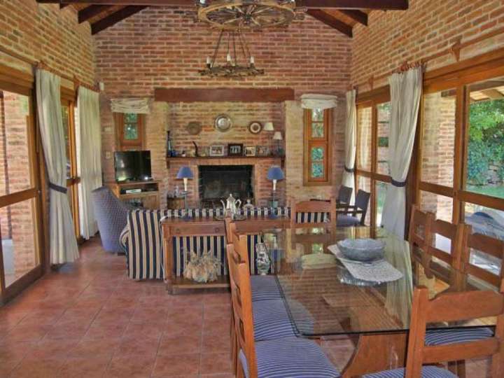 Casa en venta en Londres, Punta Del Este