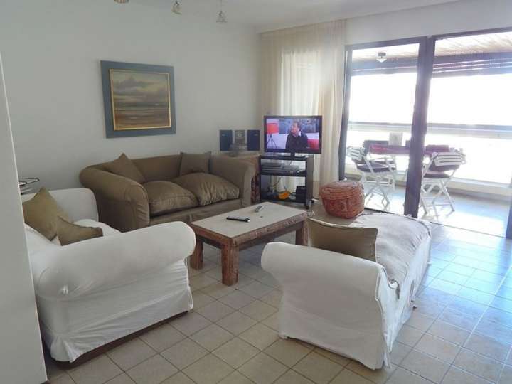 Apartamento en alquiler en Punta Del Este