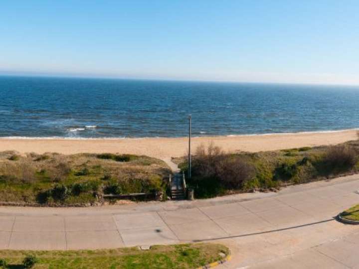 Apartamento en venta en Rambla Doctor Claudio Williman, Punta Del Este