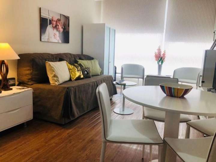 Apartamento en venta en Los Muergos (Calle 27), Punta Del Este