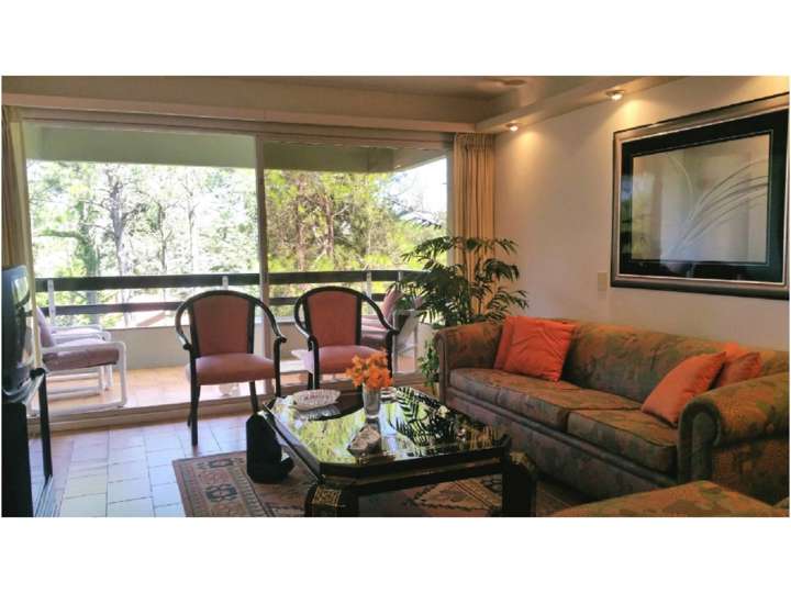 Apartamento en venta en Avenida Martiniano Chiossi, Maldonado