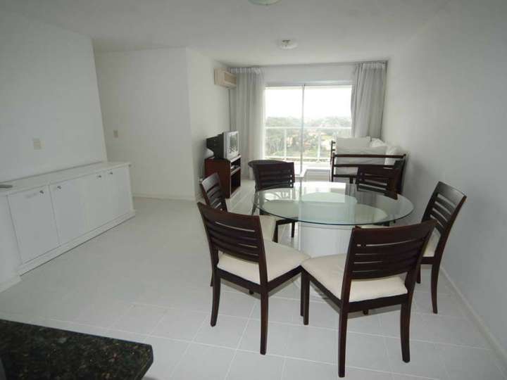 Apartamento en venta en Rambla Doctor Claudio Williman, Maldonado