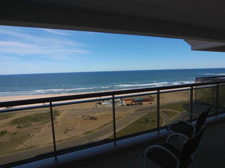 Apartamento en venta en Rambla General Artigas, Punta Del Este