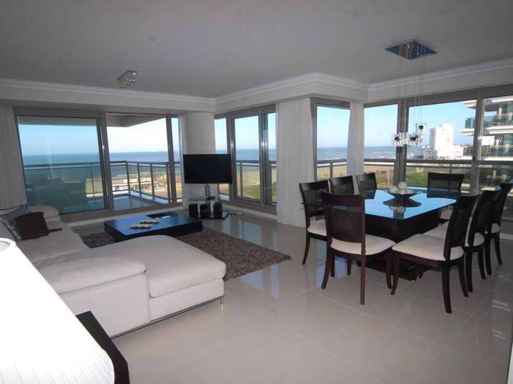 Apartamento en venta en Punta Del Este