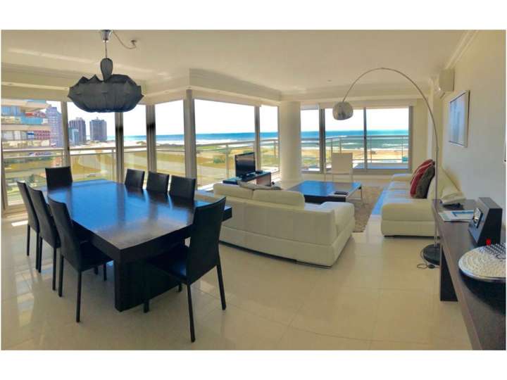 Apartamento en venta en Punta Del Este