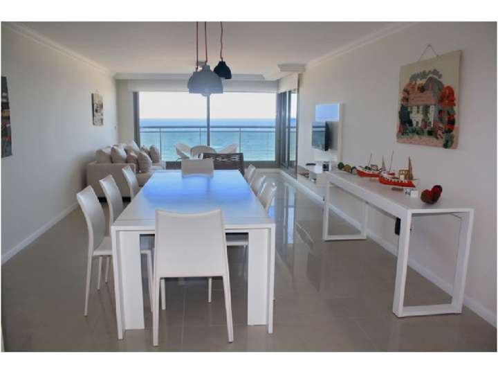 Apartamento en venta en Rambla General Artigas, Punta Del Este