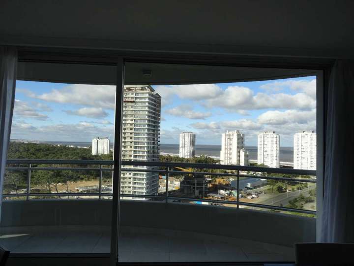 Apartamento en venta en Avenida Franklin Delano Roosevelt, Punta Del Este