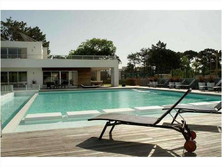 Apartamento en venta en Avenida Franklin Delano Roosevelt, Punta Del Este