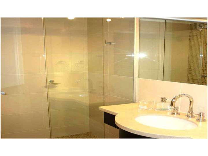 Apartamento en venta en Rambla Lorenzo Batlle Pacheco, Punta Del Este