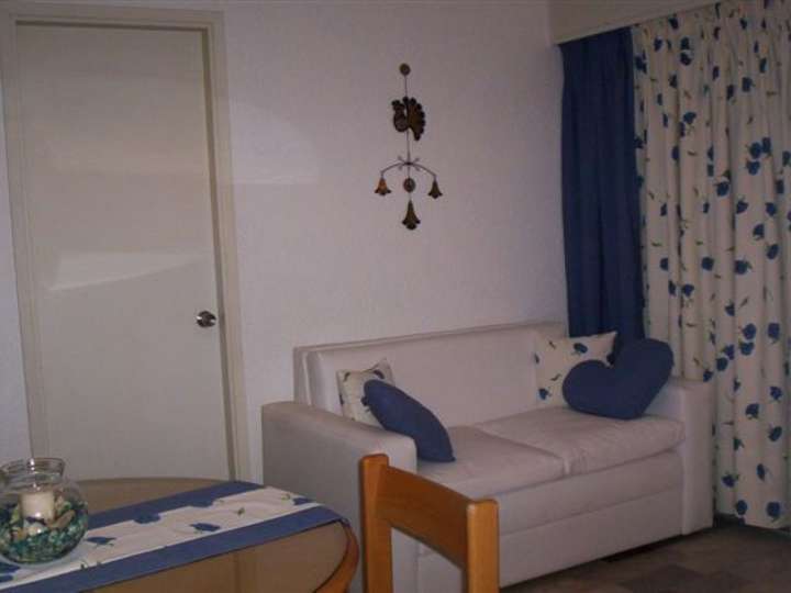 Apartamento en alquiler en Resalsero (Calle 26), Punta Del Este