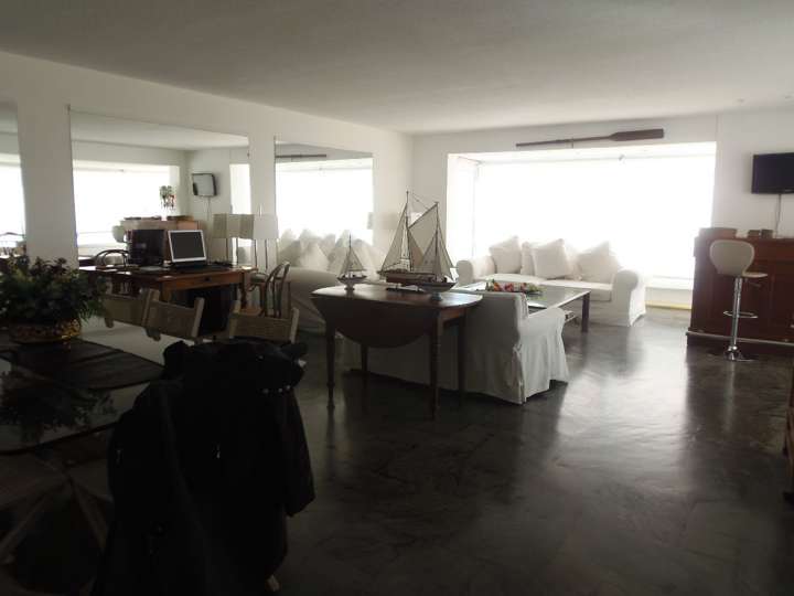 Apartamento en venta en La Galerna (Calle 21), Punta Del Este