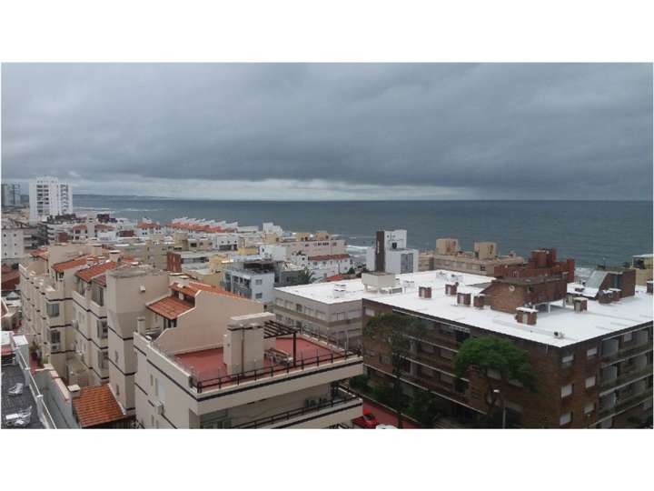 Apartamento en alquiler en Punta Del Este