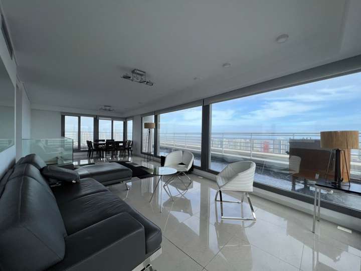 Apartamento en venta en Punta Del Este