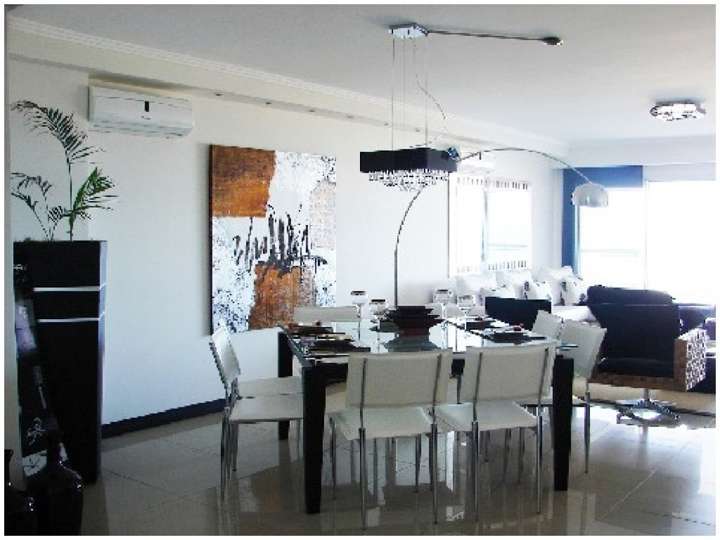 Apartamento en venta en Punta Del Este