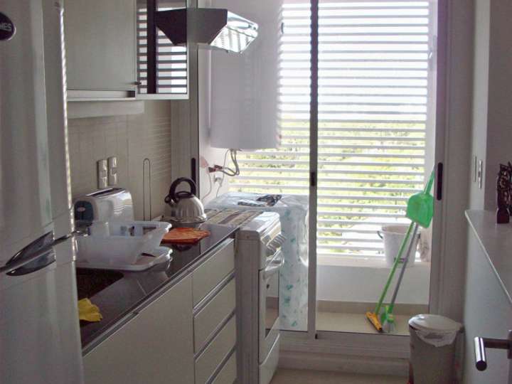 Apartamento en alquiler en Oslo, Punta Del Este