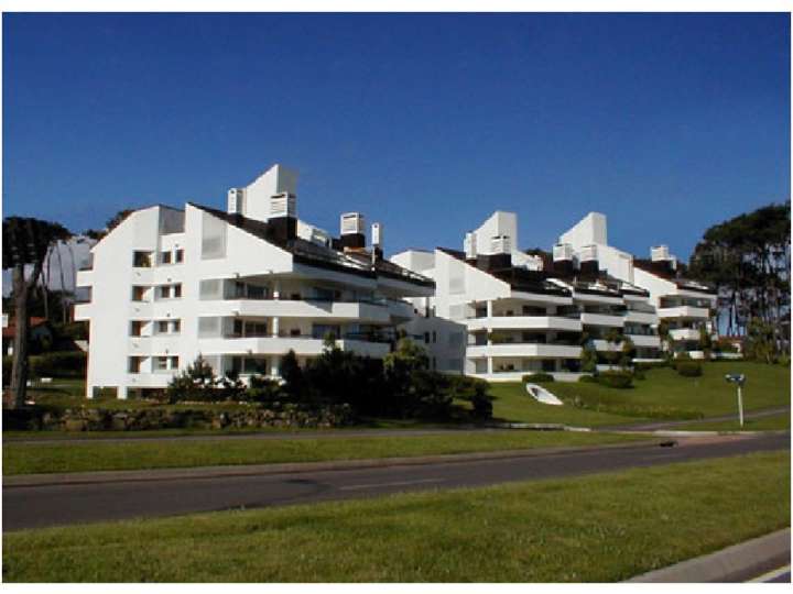 Apartamento en venta en Pinares, Maldonado