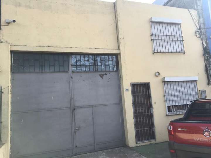 Comercial / Tienda en venta en Castro Castellano, Montevideo