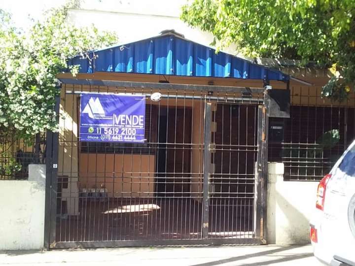 Casa en venta en Yapeyú, Parque San Martín