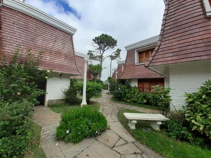 Casa en venta en Buenos Aires, Punta Del Este