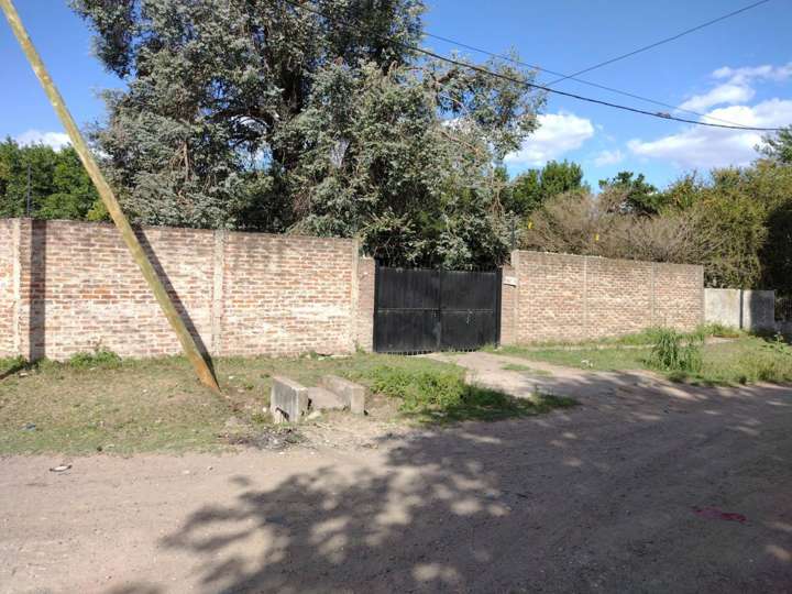 Casa adosada en venta en Granaderos, 4399, Villa Luzuriaga