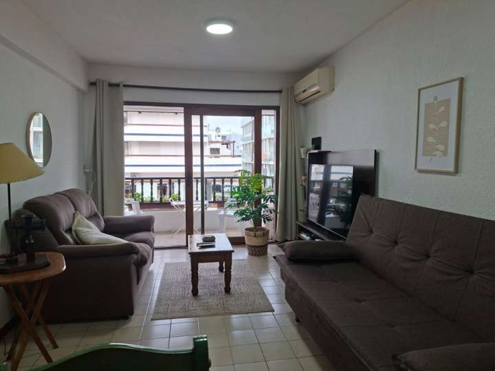 Apartamento en venta en La Galerna (Calle 21), Maldonado