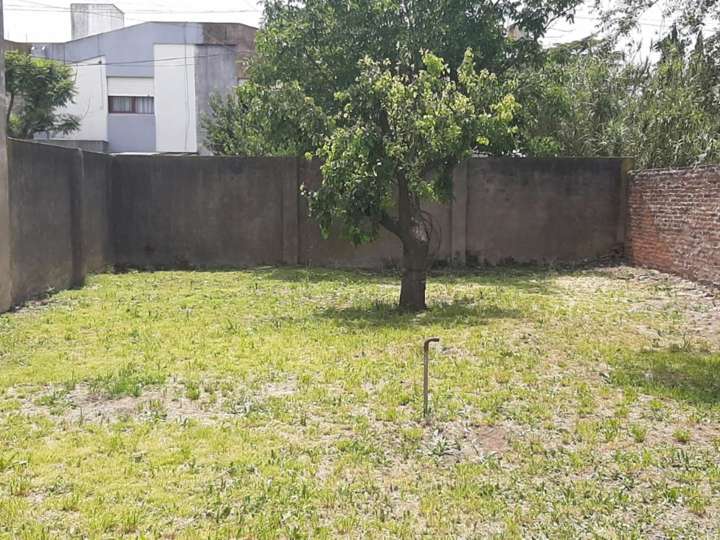 Casa en venta en 76 bis - Avenida Primera Junta, 100, Tres Arroyos