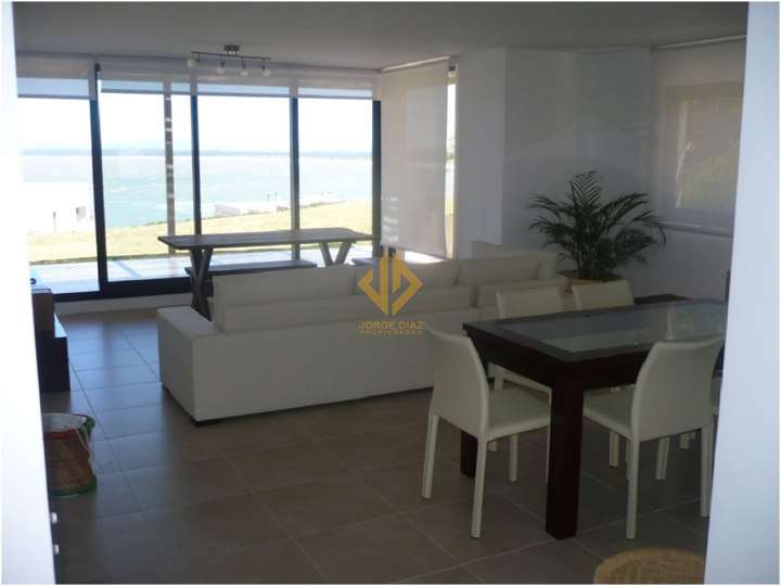 Apartamento en venta en Carlos Páez Vilaró, Maldonado