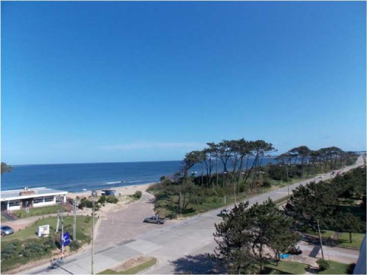 Apartamento en venta en Rambla Doctor Claudio Williman, Punta Del Este