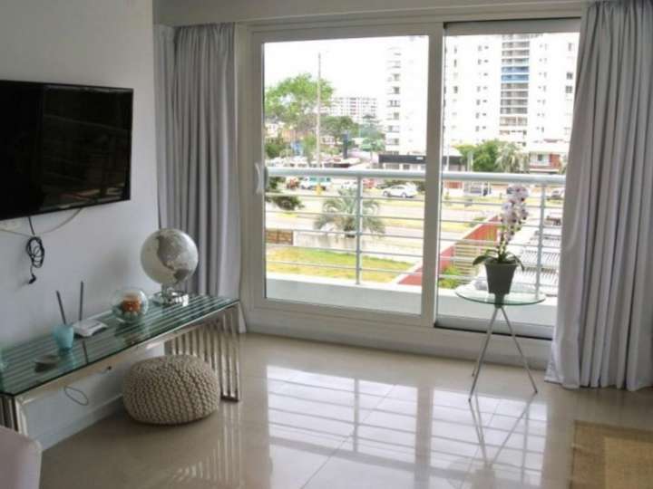 Apartamento en venta en Punta Del Este