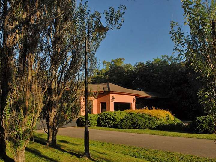 Terreno en venta en Avenida 1 de Mayo, Buenos Aires