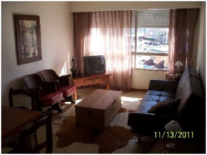 Apartamento en venta en Emilio Inzaurraga (Calle 31), Punta Del Este