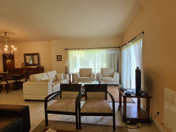 Casa en venta en