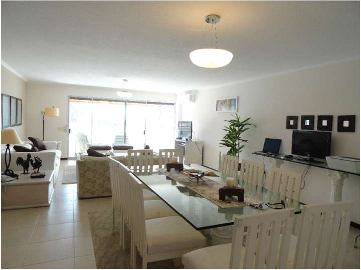 Apartamento en venta en Punta Del Este