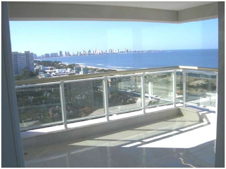 Apartamento en venta en Punta Del Este
