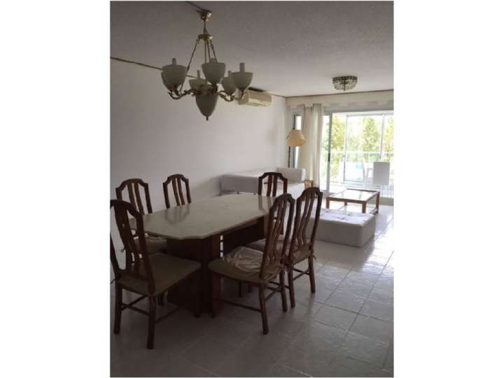 Apartamento en venta en Punta Del Este