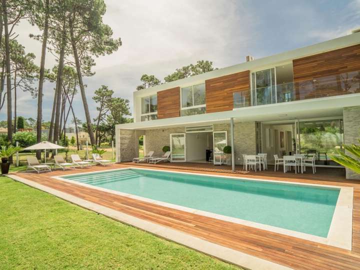 Casa en venta en Bulevar General José Gervasio Artigas, Punta Del Este