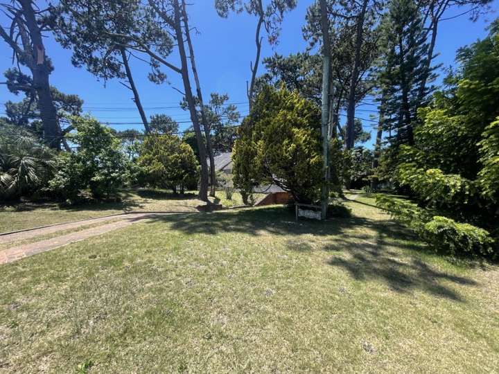 Terreno en venta en Punta Del Este