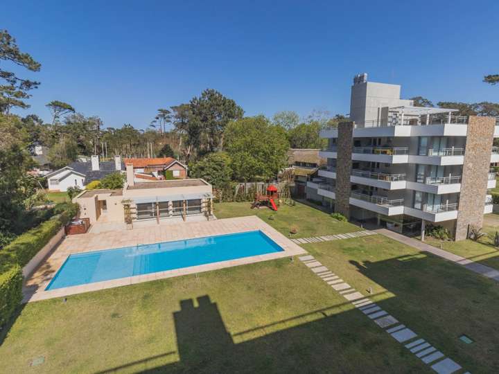 Apartamento en venta en De Las Rosas, San Rafael - El Placer