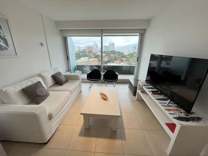 Apartamento en alquiler en Avenida Francia, Punta Del Este