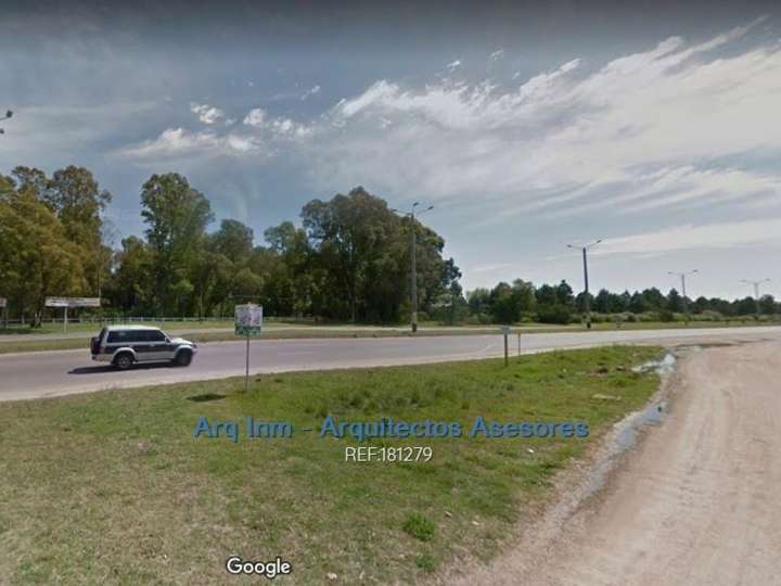 Terreno en venta en Avenida Ingeniero Luis Giannattasio, Canelones