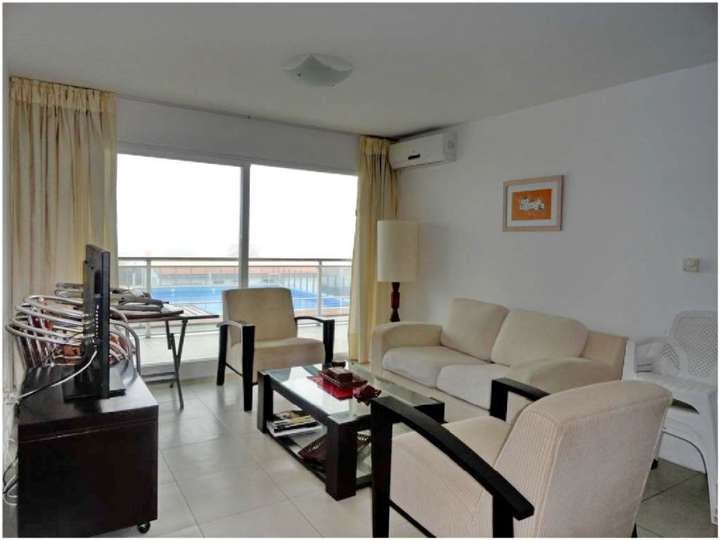 Apartamento en venta en Avenida Orlando Pedragosa Sierra, Maldonado