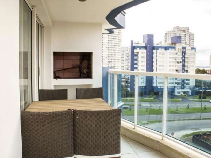 Apartamento en venta en Punta Del Este