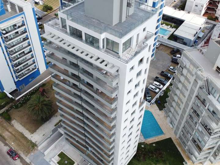 Apartamento en venta en Carlos Vaz Ferreira, Punta Del Este