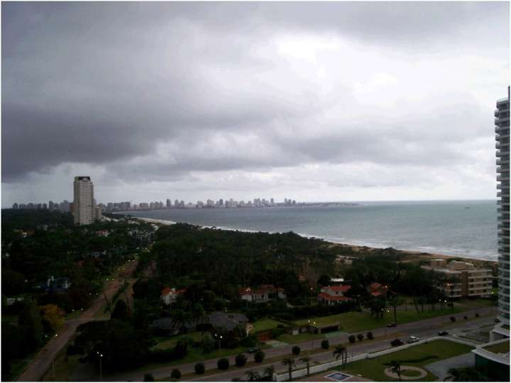 Apartamento en venta en Rambla Doctor Claudio Williman, Maldonado