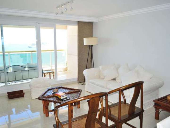 Apartamento en venta en Punta Del Este
