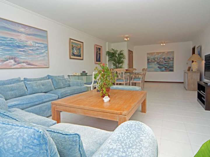 Apartamento en venta en Punta Del Este